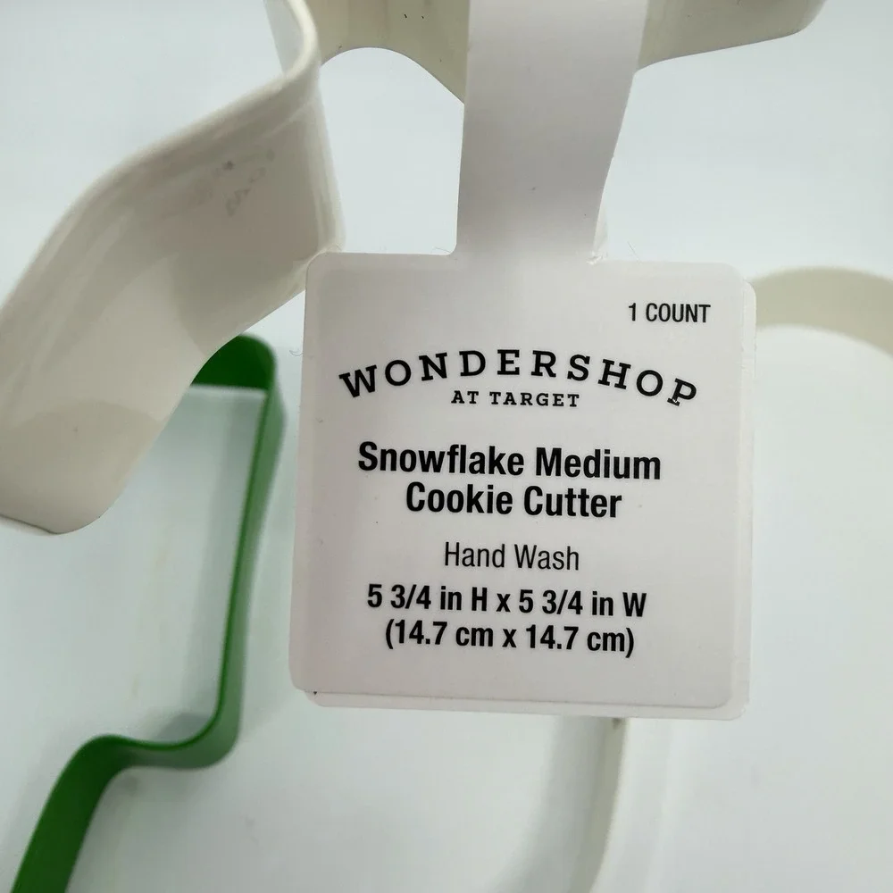 Set Of 3‎ Large Target Wondershop Tree & Gingerbread Snowflake Cookie Cutters
